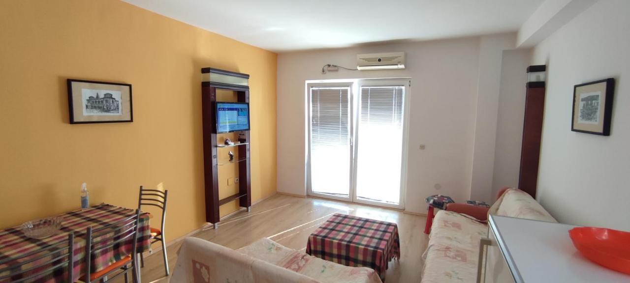 Apartments Vela - Pestani, Ohrid Esterno foto