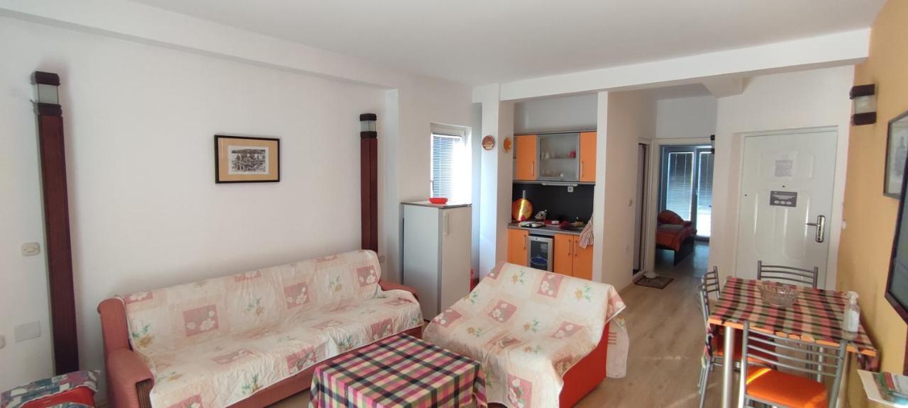 Apartments Vela - Pestani, Ohrid Esterno foto