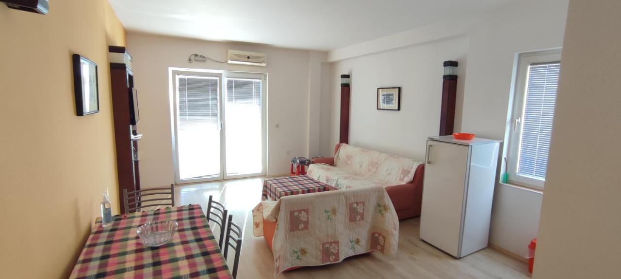 Apartments Vela - Pestani, Ohrid Esterno foto