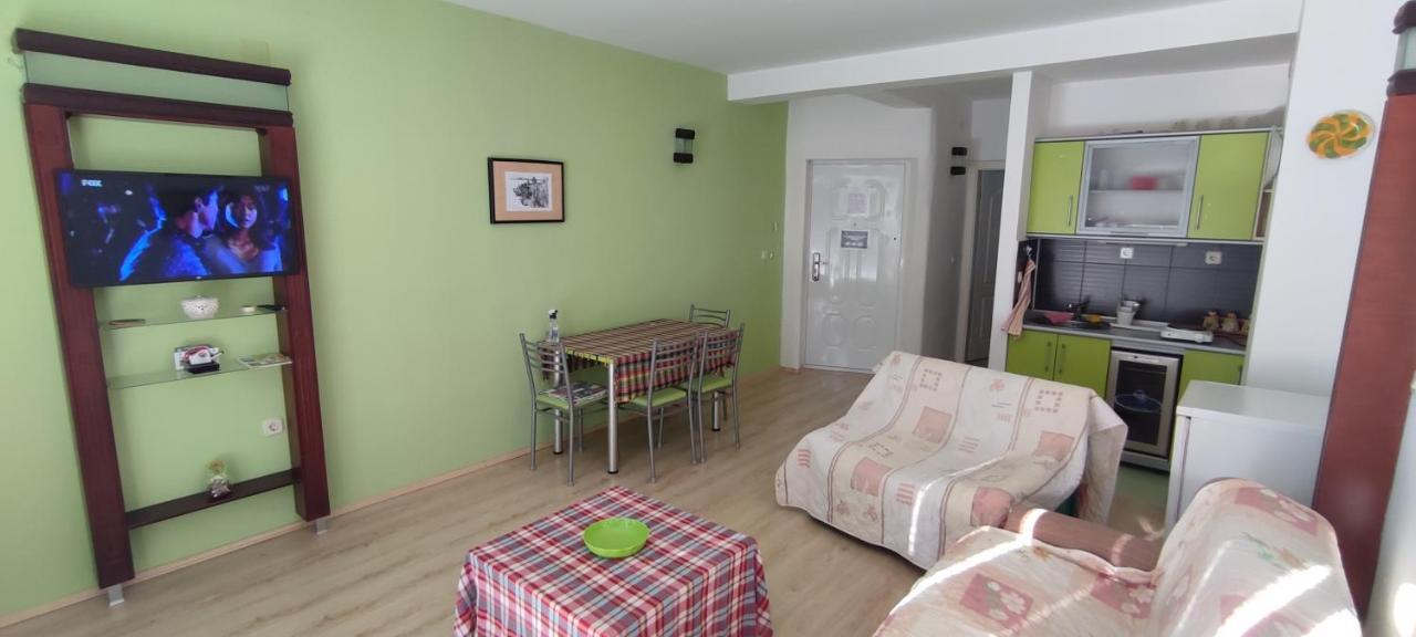 Apartments Vela - Pestani, Ohrid Esterno foto