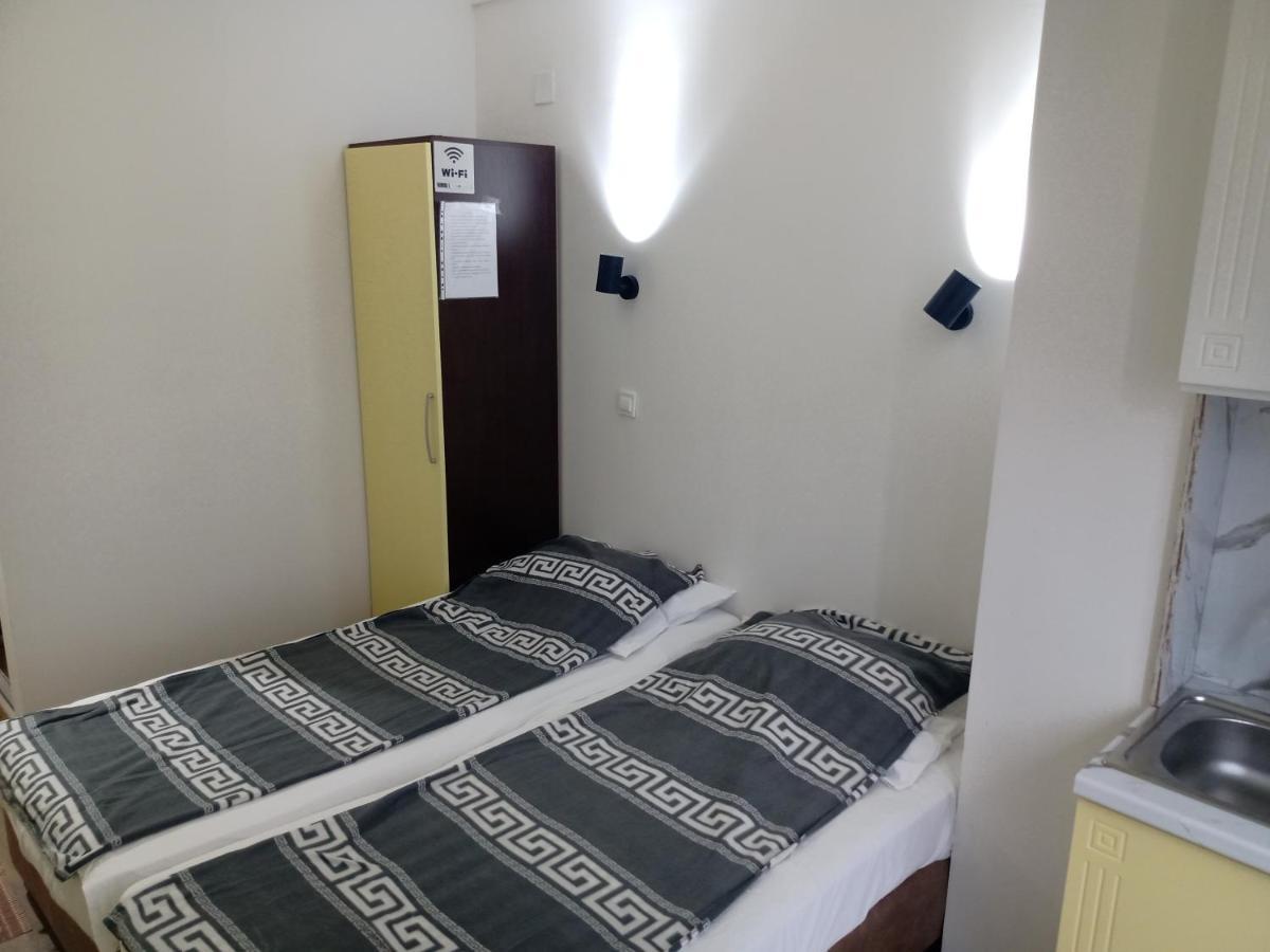 Apartments Vela - Pestani, Ohrid Esterno foto